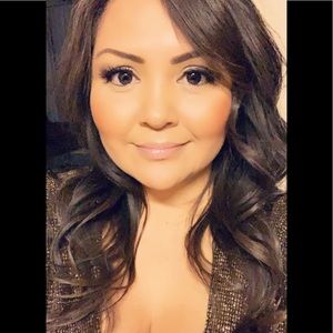 Meet your Posher, Racquel